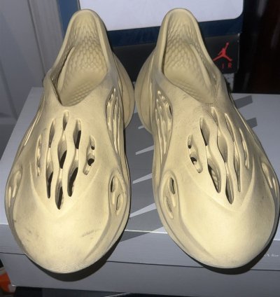 Yeezy Foam Runner