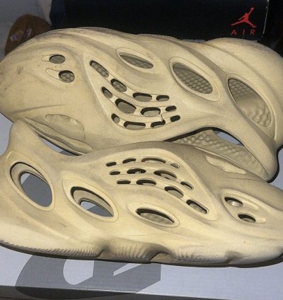 Yeezy Foam Runner
