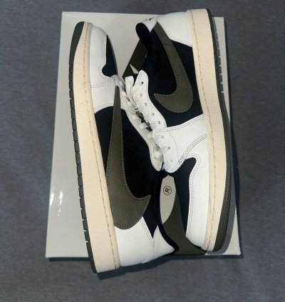 Air Jordan 1 Low Wmns Olive Sail Red Og Sp