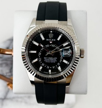 Rolex Sky-dweller 42mm Fluted Bezel White Gold Black Index Dial Oysterflex Dial 336239