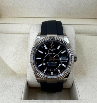 Rolex Sky-dweller 42mm Fluted Bezel White Gold Black Index Dial Oysterflex Dial 336239