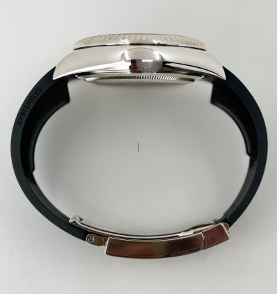 Rolex Sky-dweller 42mm Fluted Bezel White Gold Black Index Dial Oysterflex Dial 336239