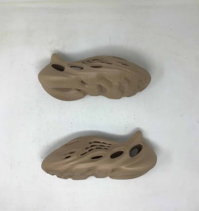 Yeezy Foam Runner Ochre
