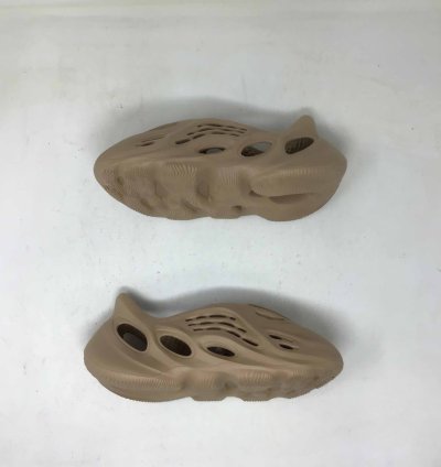 Yeezy Foam Runner Ochre