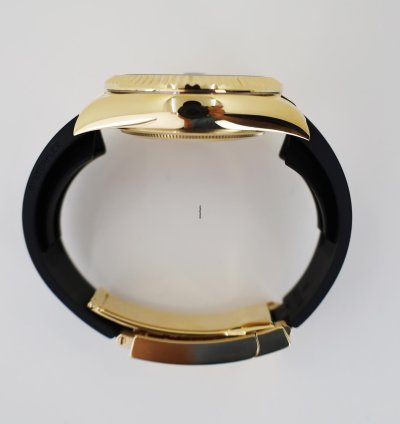 Rolex Sky-dweller 42mm Fluted Bezel Yellow Gold Black Index Dial Oysterflex Band 326238