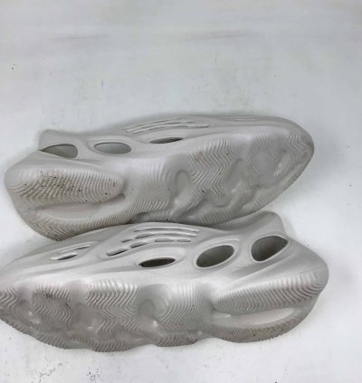 Yeezy Foam Runner Sand