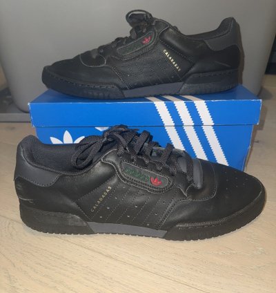 Yeezy Powerphase Cg6420