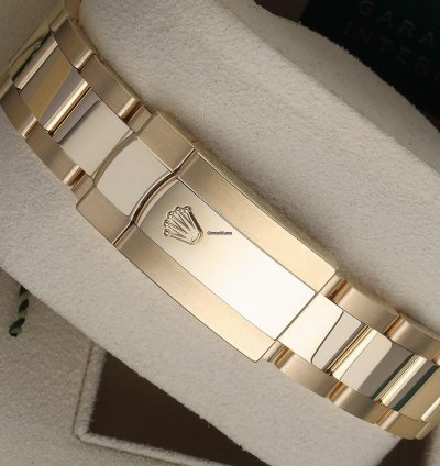 Rolex Sky-dweller 42mm Oyster 326938 Yellow Gold Watch Black Index Dial Never Worn