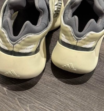 Yeezy V3 Fade Salt
