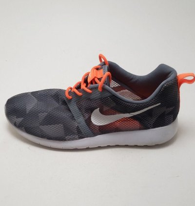 Youth Nike Roshe One Flight Gray Athletic Shoes Size 7y