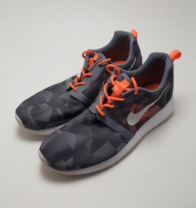Youth Nike Roshe One Flight Gray Athletic Shoes Size 7y