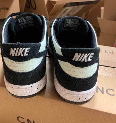 Zoom Dunk Low Pro Sb Barely Green