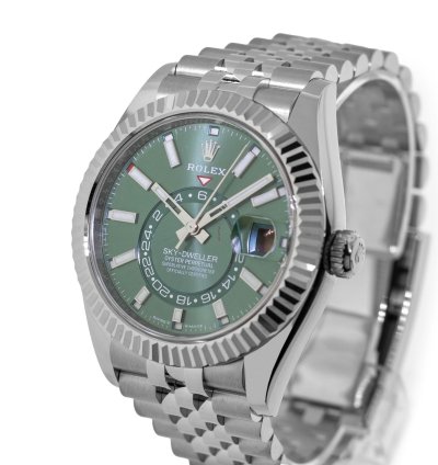 Rolex Sky-dweller 42mm White Gold Steel Green Index Dial Fluted Bezel 336934