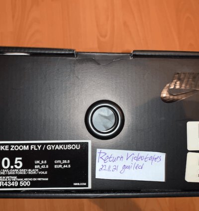 Zoom Fly Gyakusou
