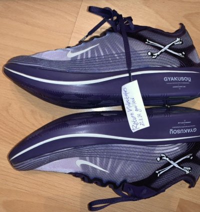 Zoom Fly Gyakusou