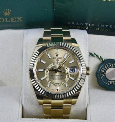 Rolex Sky-dweller 42mm Yellow Gold Fluted Bezel Champagne Index Dial Oyster Bracelet 326938