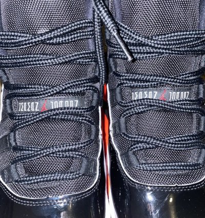 Air Jordan 11 Bred 2019