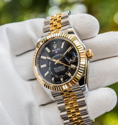Rolex Sky-dweller Black Dial - Two Tone Jubilee