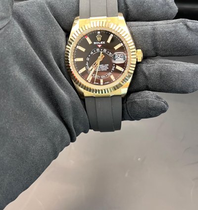 Rolex Sky-dweller Black Dial Yellow Gold Oysterflex