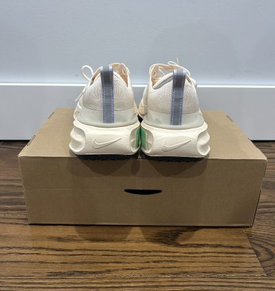 Zoomx Invincible Run Flyknit 3 Light Cream