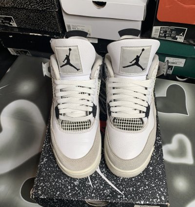 Air Jordan 4 Retro Military Black