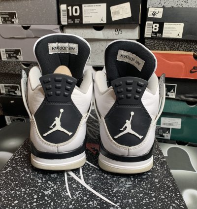 Air Jordan 4 Retro Military Black