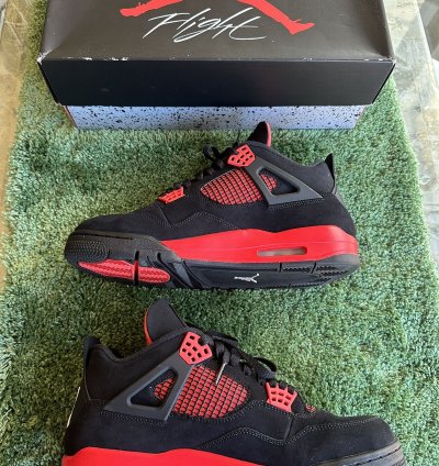 Air Jordan 4 Retro Red Thunder
