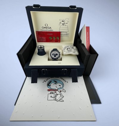 Omega Speedmaster 2024 Speedmaster Snoopy 50th Anniversary