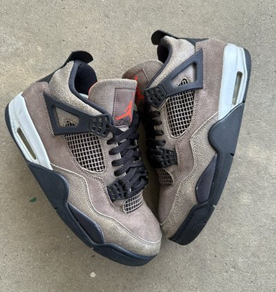 Air Jordan 4 Retro Taupe Haze Size 10