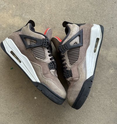 Air Jordan 4 Retro Taupe Haze Size 10