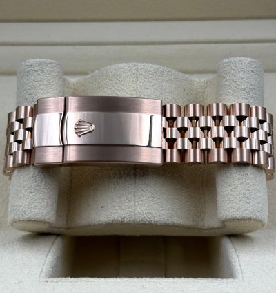 Rolex Sky-dweller Blue Dial Rose Gold Jubilee Bracelet 336935 Unworn 2025