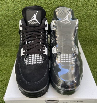 Air Jordan 4 Retro White Thunder