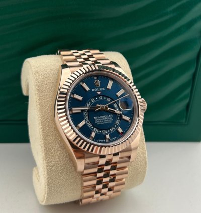 Rolex Sky-dweller Blue Green Dial Jubilee Bracelet
