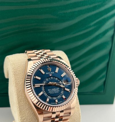 Rolex Sky-dweller Blue Green Dial Jubilee Bracelet