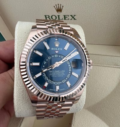 Rolex Sky-dweller Blue Green Dial Jubilee Bracelet