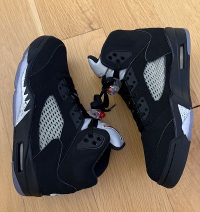 Air Jordan 5 Metallic 2016