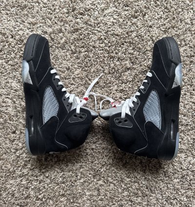 Air Jordan Black Metallic 2025