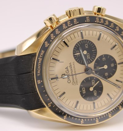 Omega Speedmaster 31062425099001 Yellow Gold Full Set Like New