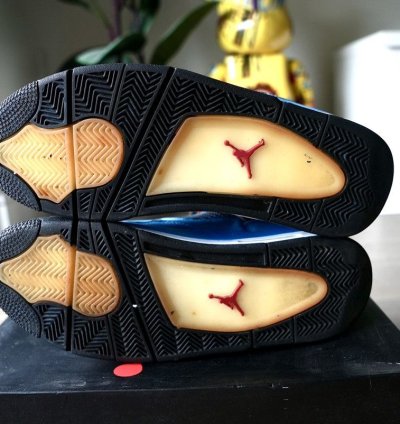 Air Jordan Retro 4 Travis Scott Cactus Jack