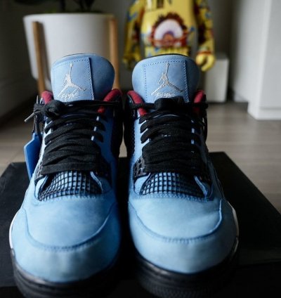 Air Jordan Retro 4 Travis Scott Cactus Jack