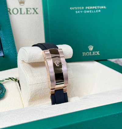 Rolex Sky-dweller Everose Gold Chocolate Dial 2024