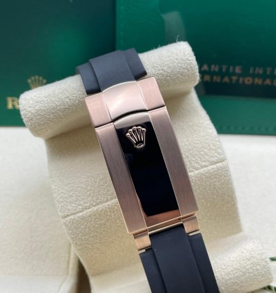 Rolex Sky-dweller Everose Gold Oysterflex Grey 2025