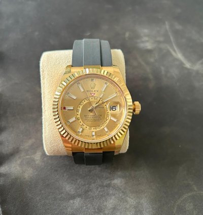 Rolex Sky-dweller Full Set Boite Papier Tat Neuf