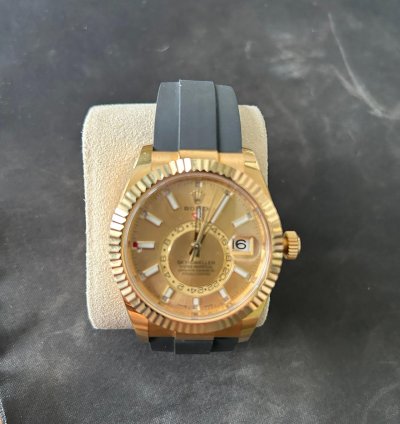Rolex Sky-dweller Full Set Boite Papier Tat Neuf