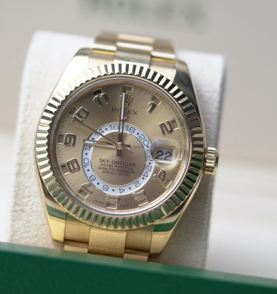 Rolex Sky-dweller Gold Fluted Bezel 42mm Gold Dial Oyster
