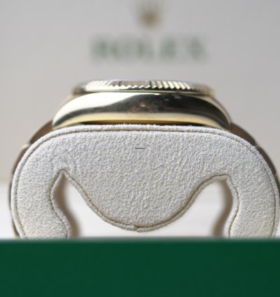 Rolex Sky-dweller Gold Fluted Bezel 42mm Gold Dial Oyster