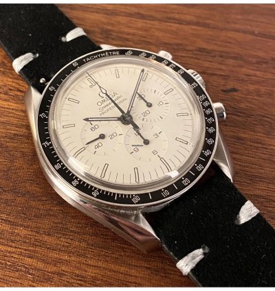 Omega Speedmaster Albino - Extract