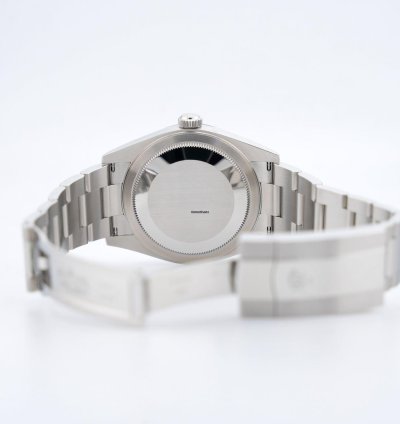 Rolex Sky-dweller Green Dial - Unworn - Box Papers 336934 2025