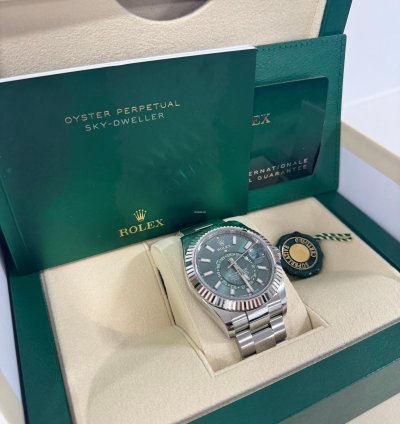 Rolex Sky-dweller Green Dial 336934 Oyster Bracelet New 2023