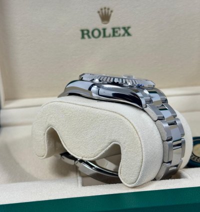 Rolex Sky-dweller Green Dial 336934 Oyster Bracelet New 2023